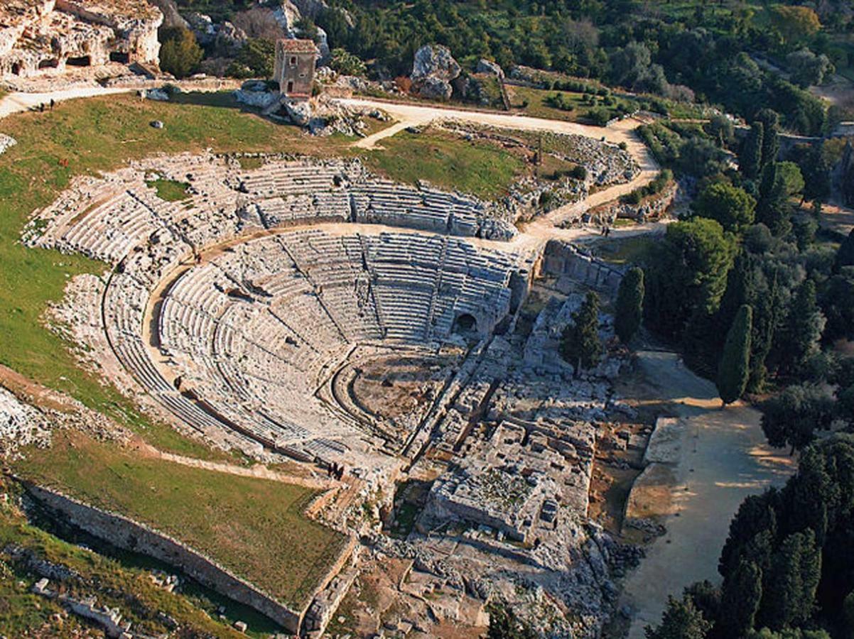 Casa Nagale- Una Suite Di Charme Nel Cuore Di Ortigia A 50 Mt Dal Mare Szirakúza Kültér fotó